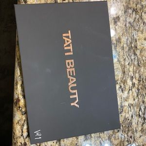 Tati Beauty Textured Neutrals Vol 1 Pallette